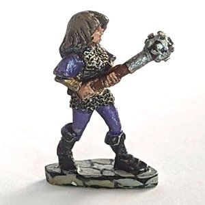 Mirliton Grenadier AM004 Amazon w. Two Handed Weapon 28mm Miniature